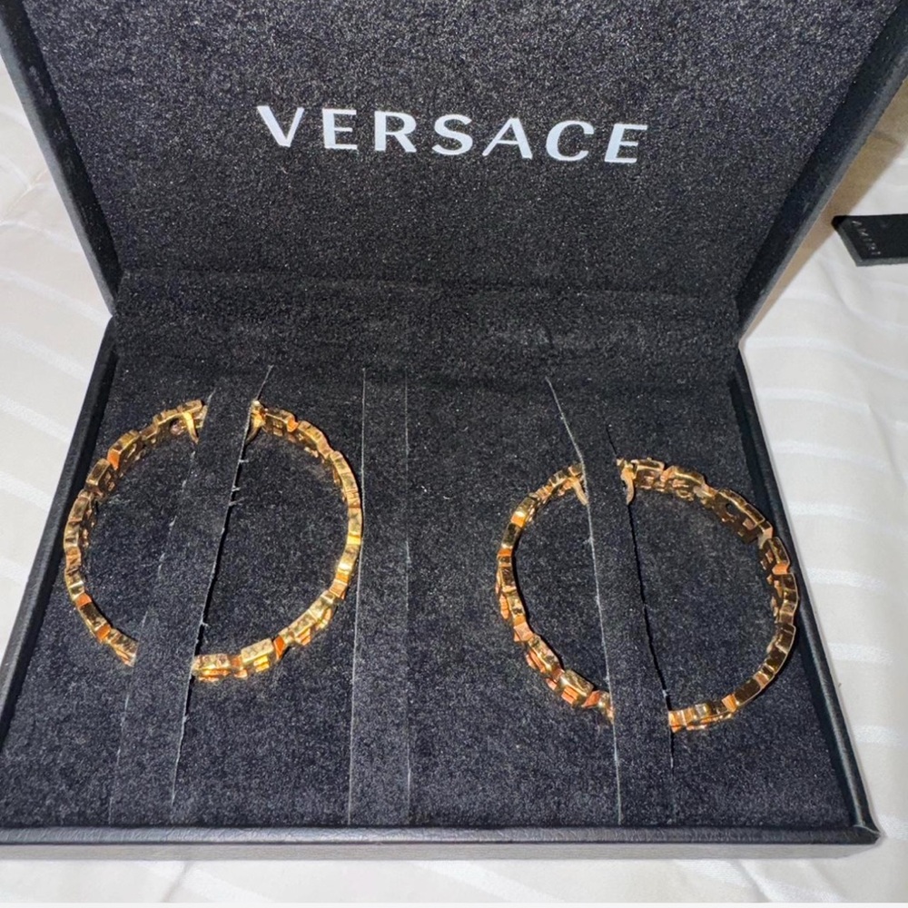 Versace Gold Logo Link and Chain Bracelet Set - Picture 3 of 3